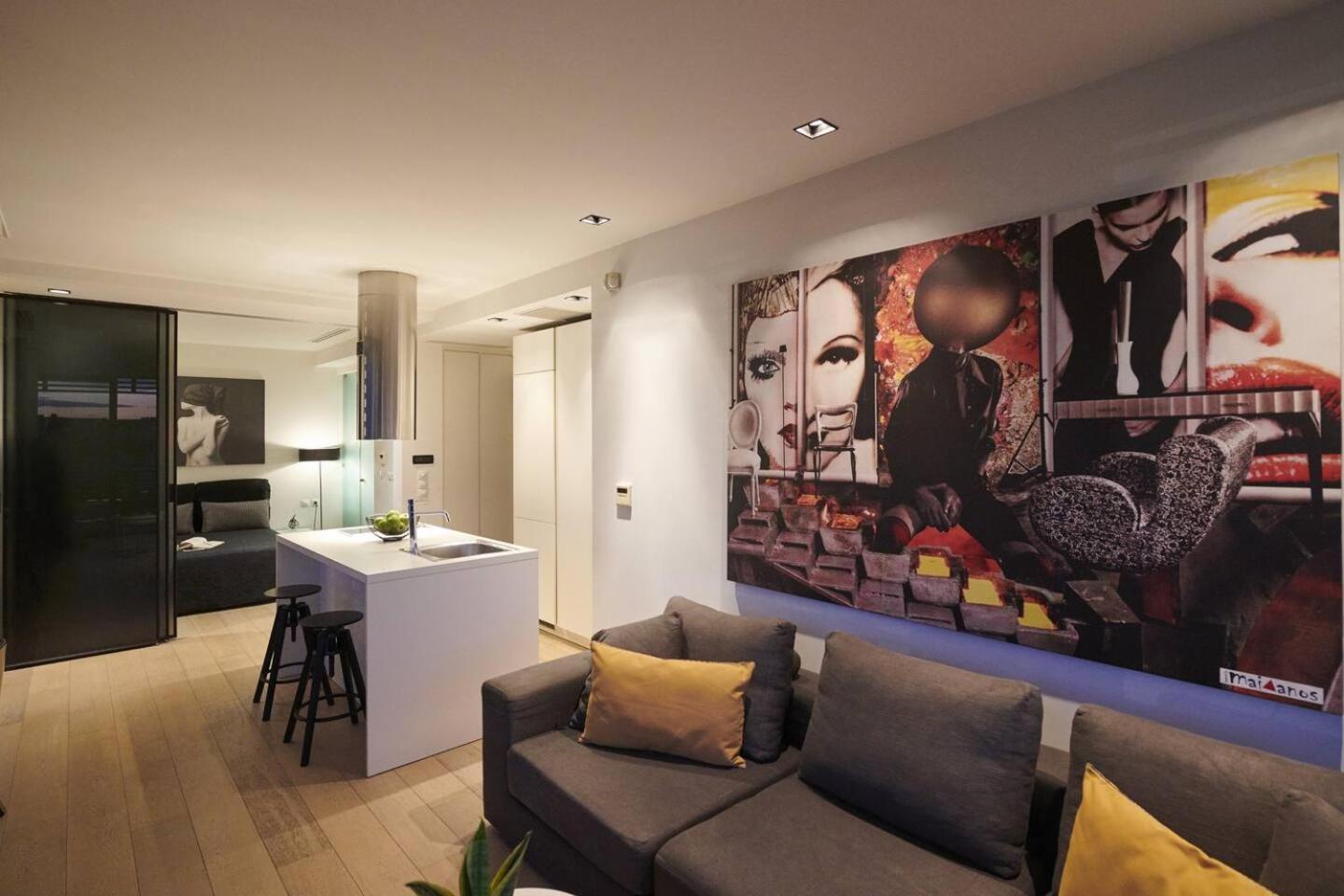 Ma Maison Nο 4, Downtown Loft , Short Walk To Acropolis, Ultra High Speed Internet 500 Mbps, Parking Upon Request, 1' From Metro Station Atina Dış mekan fotoğraf