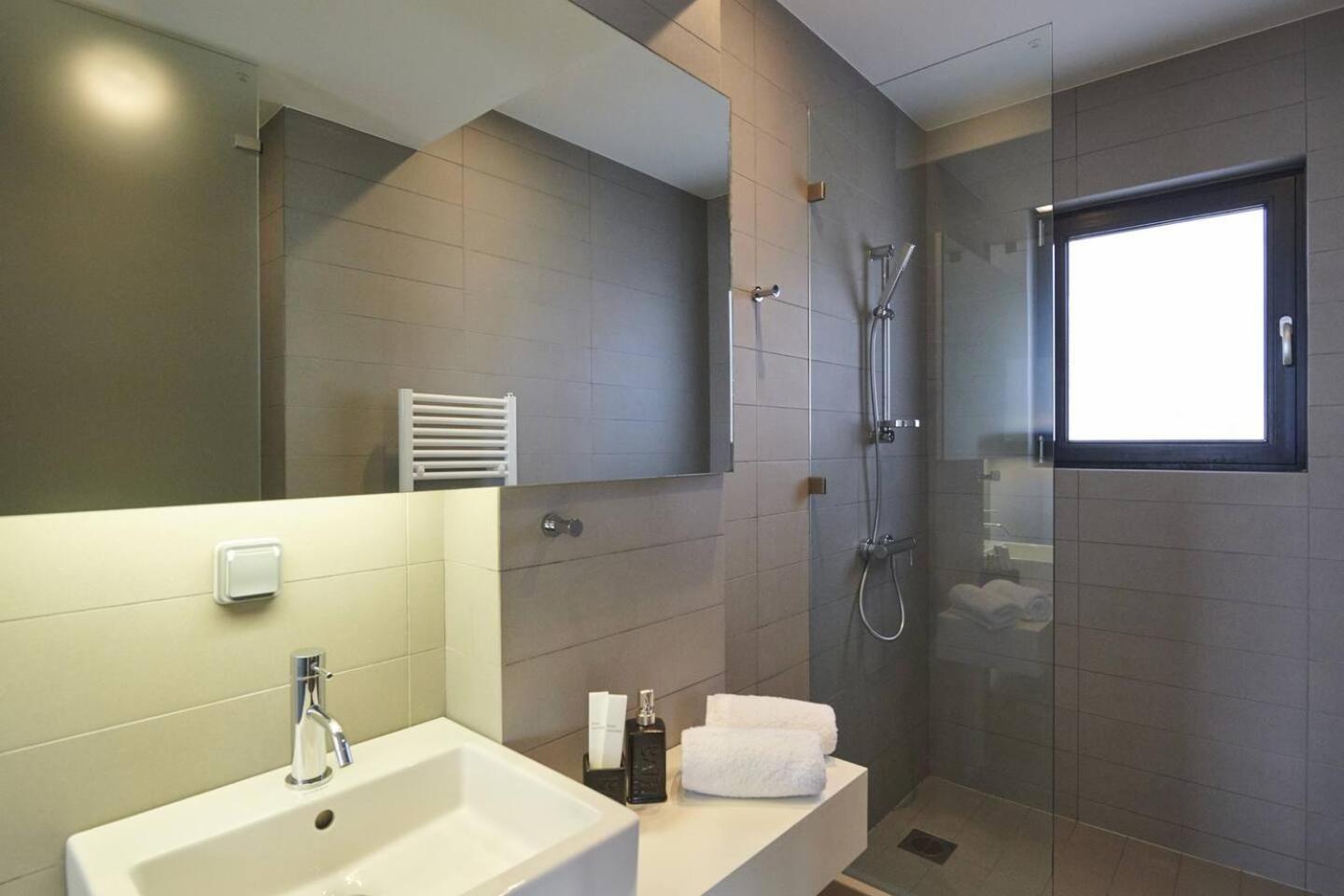 Ma Maison Nο 4, Downtown Loft , Short Walk To Acropolis, Ultra High Speed Internet 500 Mbps, Parking Upon Request, 1' From Metro Station Atina Dış mekan fotoğraf