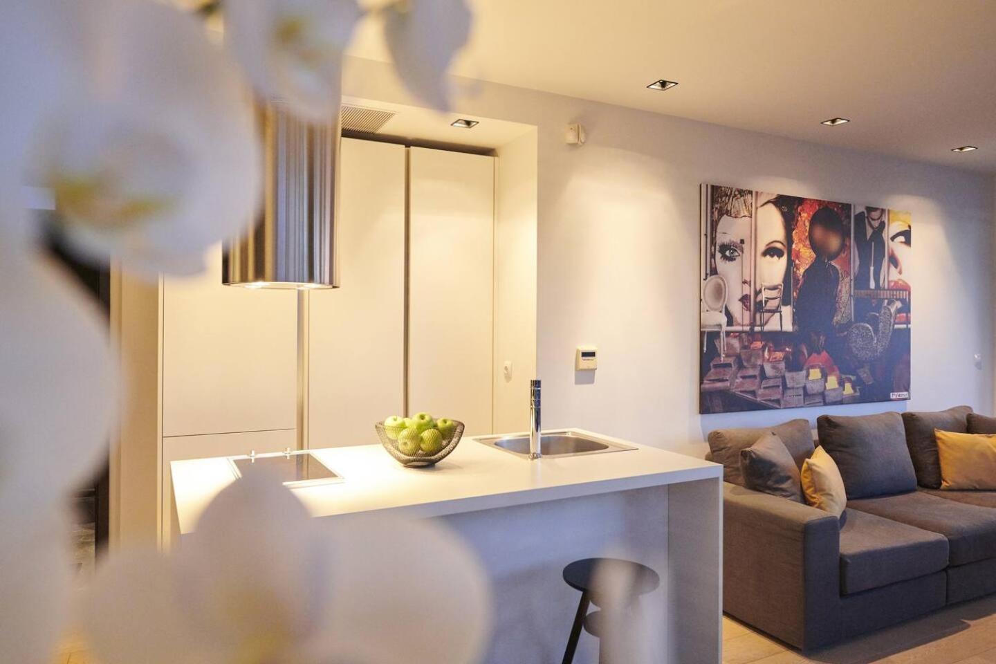 Ma Maison Nο 4, Downtown Loft , Short Walk To Acropolis, Ultra High Speed Internet 500 Mbps, Parking Upon Request, 1' From Metro Station Atina Dış mekan fotoğraf