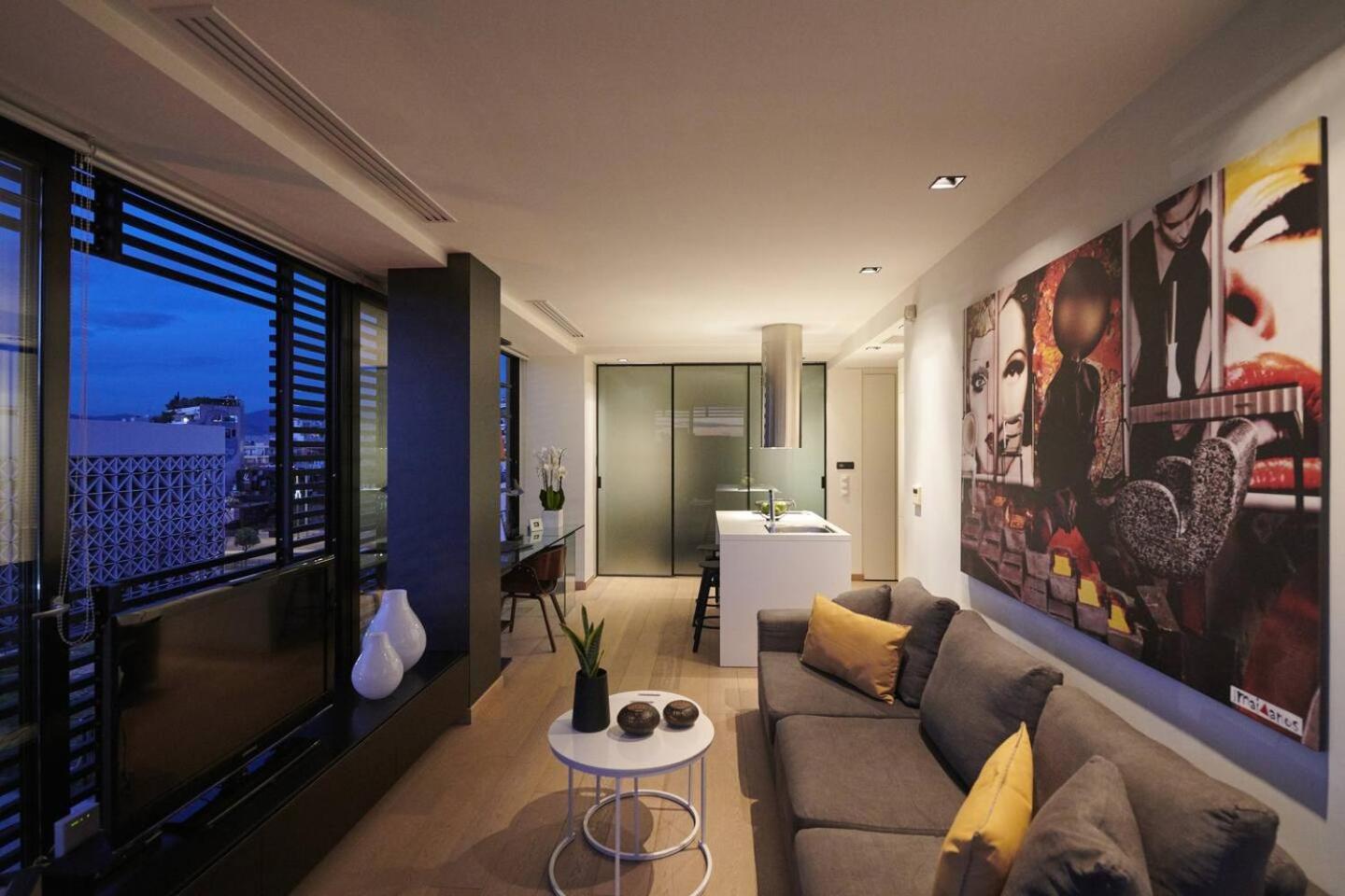 Ma Maison Nο 4, Downtown Loft , Short Walk To Acropolis, Ultra High Speed Internet 500 Mbps, Parking Upon Request, 1' From Metro Station Atina Dış mekan fotoğraf