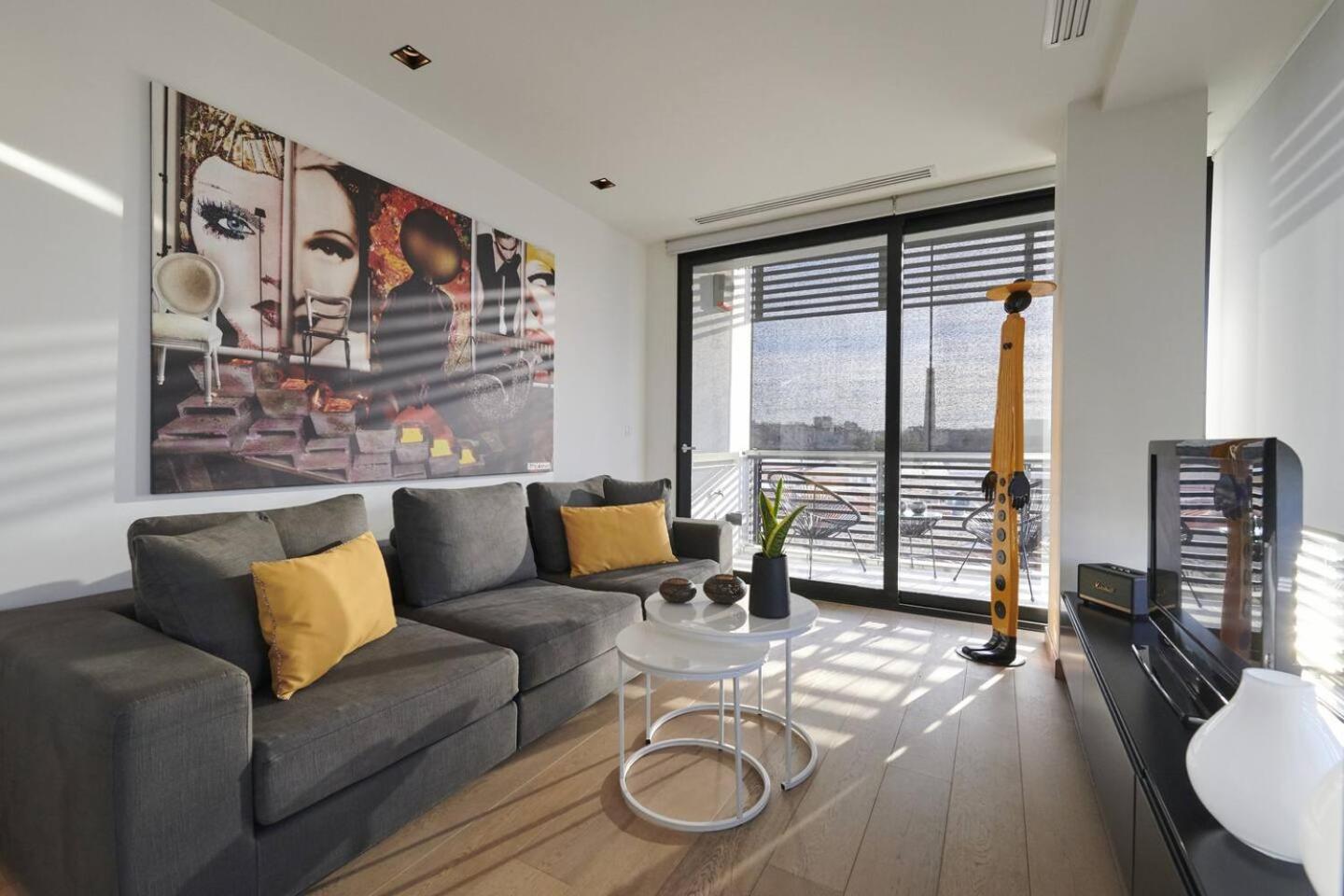 Ma Maison Nο 4, Downtown Loft , Short Walk To Acropolis, Ultra High Speed Internet 500 Mbps, Parking Upon Request, 1' From Metro Station Atina Dış mekan fotoğraf